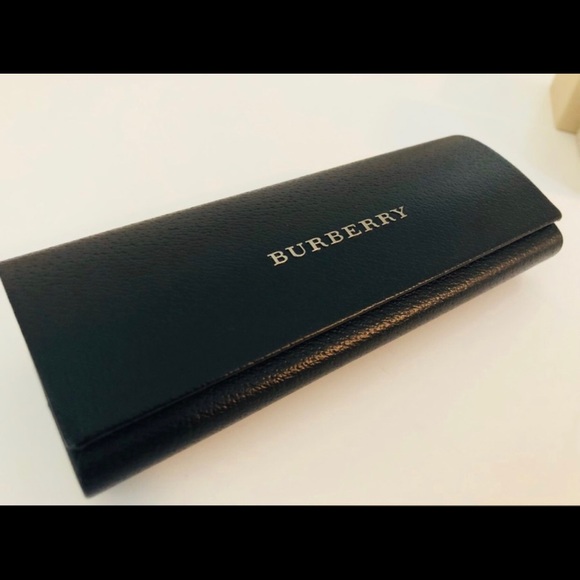 Burberry hardcover case - Picture 3 of 10